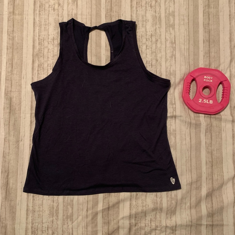 💪🏻 Le Navy Keyhole Medium Tank